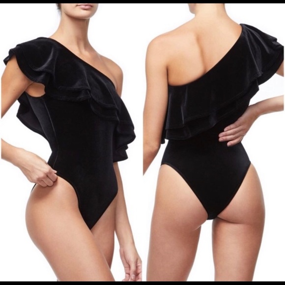 Good American Ruffle One Shoulder Velvet Bodysuit, Size 0 - Picture 2 of 3